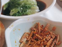-湘阅•威海海鲜•湖南味道(华宝店)