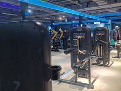 -派立斯游泳健身(狂野店)