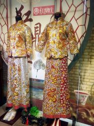 -LOVE SHINE婚纱·红鼎庄龙凤褂·妈妈装定制