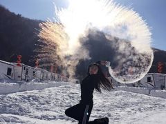 -亚布力新体委滑雪场