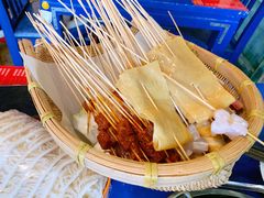 -马路边边串串香形象店(磐石路店)