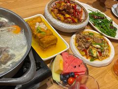 -隔壁老王·家常云南菜(花巷店)