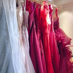 -Flora婚纱礼服定制租赁店