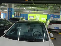 -浦江万达停车场