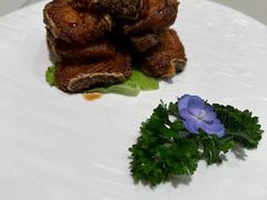 本帮熏鱼-蝶园·装修中(BFC外滩金融中心店)