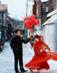 -雪中彩影婚纱摄影·微光艺术中心