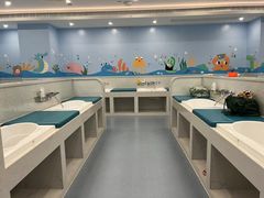 -戊辰亲子游泳俱乐部