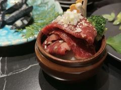 -山川小町·极番烧肉(新地假日广场店)