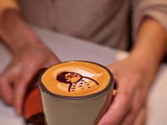 -潮一不贰·法式甜品·生日蛋糕·西式简餐(外滩店)