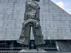 -侵华日军南京大屠杀遇难同胞纪念馆-停车场