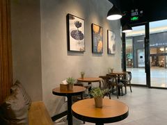 -THE ALLEY 鹿角巷(华润万象城店)