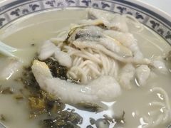 -明呈黄鱼面馆(斜土路店)