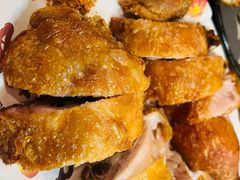 东镇香酥鸡腿-老东镇啤酒屋海鲜加工·蒸汽海鲜·海鲜烧烤(台东店)