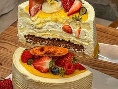 -山与蓝·轻糖鲜果蛋糕(勒泰店)