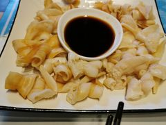 -臻鲜燕海鲜融合餐厅(金陵style店)