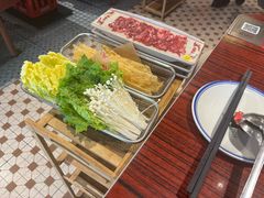 -沙胆彪炭炉牛杂煲(上海日月光广场店)