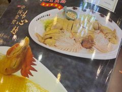-渔意楼·驰名沙田乳鸽(五羊旗舰店)