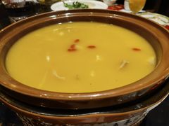 浓汤花胶鸡-上海1号私藏菜(静安店)