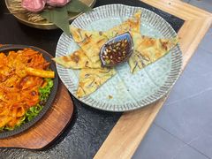 -臻牛烤肉
