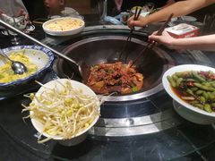 -挂旗柴锅鸡(蚌山区嘉年华店)