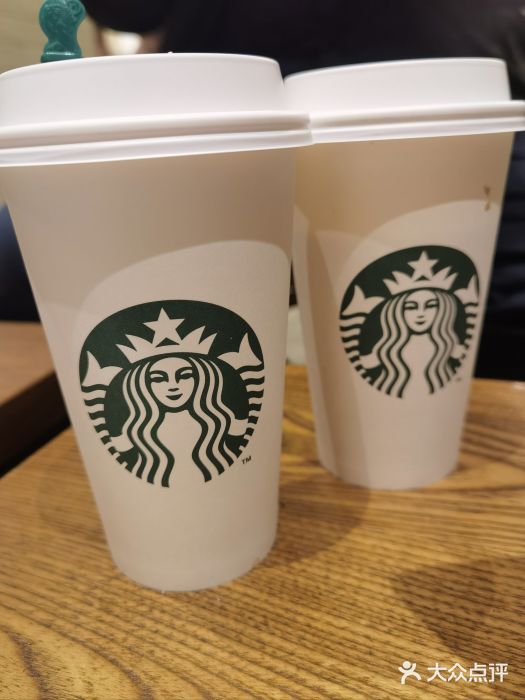 星巴克(泰安万达店)图片
