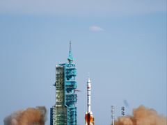 -中国酒泉卫星发射中心