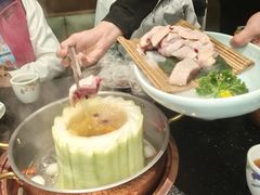 -得意咚瓜·顺德鱼生·冬瓜火锅(深圳首店)