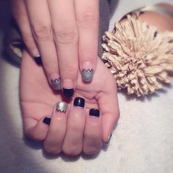 -EMILY艾枚莉美甲美睫·美颜·现磨咖啡