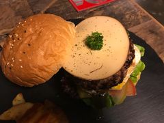 -HIGH FIVE哈福手工汉堡(桂林路店)