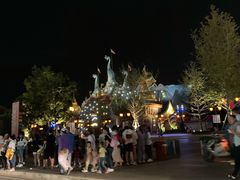 -七彩云南欢乐世界