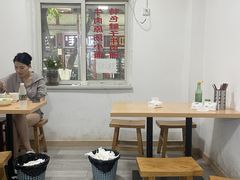 -易毛特色牛肉面(解放碑步行街店)