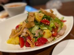 泰式炭烤猪颈肉沙拉-UPPER KITCHEN(延安路店)