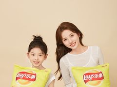 -iF摄影•全家福•证件照•形象照(南山店)