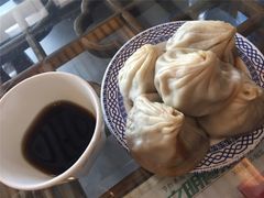 -笑来喜馄饨小笼工坊店(湖滨街店)