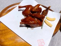 红烧脆皮乳鸽-凯逸轩·匠心粤菜(中城名仕汇店)