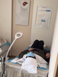 -成都苗方清颜专业祛痘