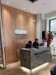 -Mentor Hair Salon