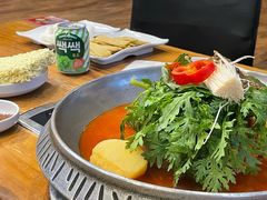 -喇喇排骨火锅·传统韩式脊骨汤(望京西园总店)