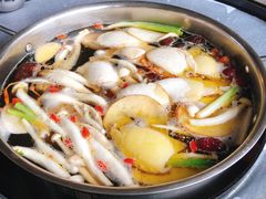 菌汤锅底-绸都潮牛道(西充二店)