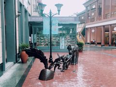 -王府井奥莱临潼小镇(临潼店)