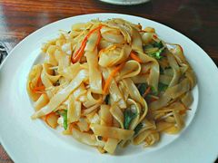 素炒河粉-云来居素食馆(东门店)