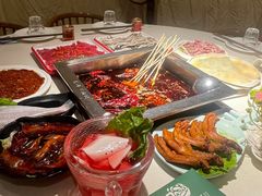 -二荆条·蜀鲜汇城市森林火锅