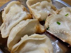 -黄阿姨锅贴大王(万航渡路店)