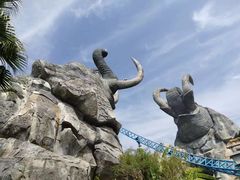 -七彩云南欢乐世界