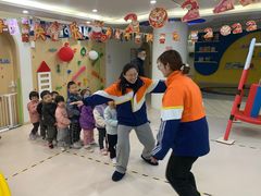 -好奇星国际托育(金地自在城校区)
