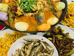 -丹水桥地锅鱼·翘嘴鲌·地方特色全鱼宴(丹江口大坝店)