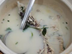 -天乐农家鱼头王(天目湖店)