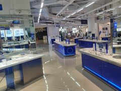 -优购镜仓(黄岛吾悦店)