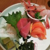 附近的一家大众日料店
