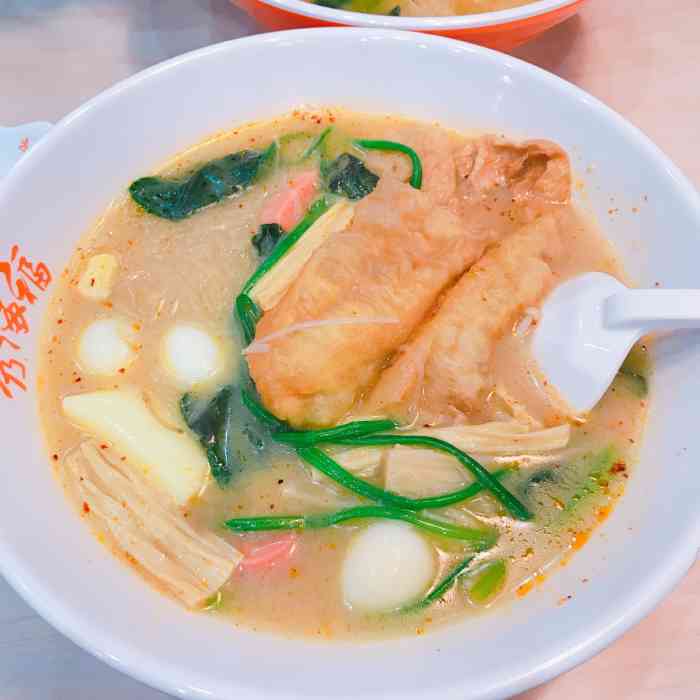 秀海福麻辣烫-"万达金街新开业的店,去的时候打6折好像.